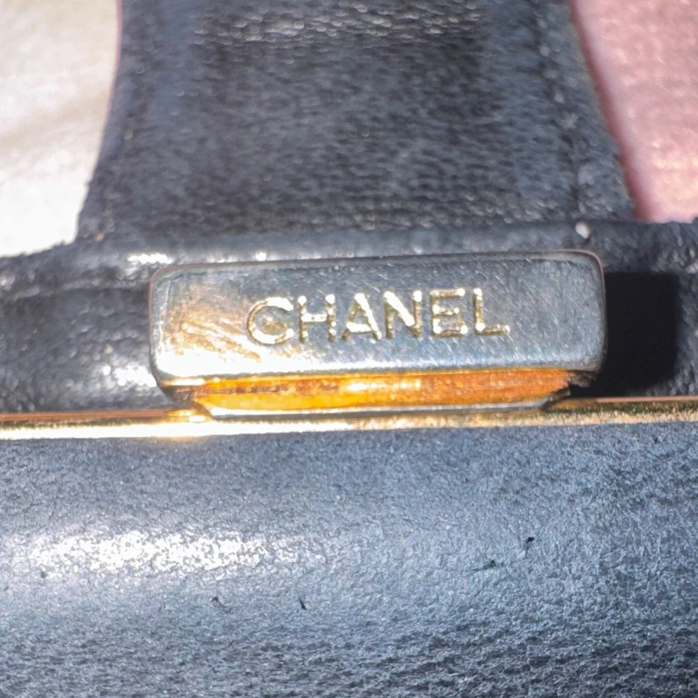 CHANEL Black Leather Wallet ✅AUTHENTIC ✅ with COA - Picture 6 of 9